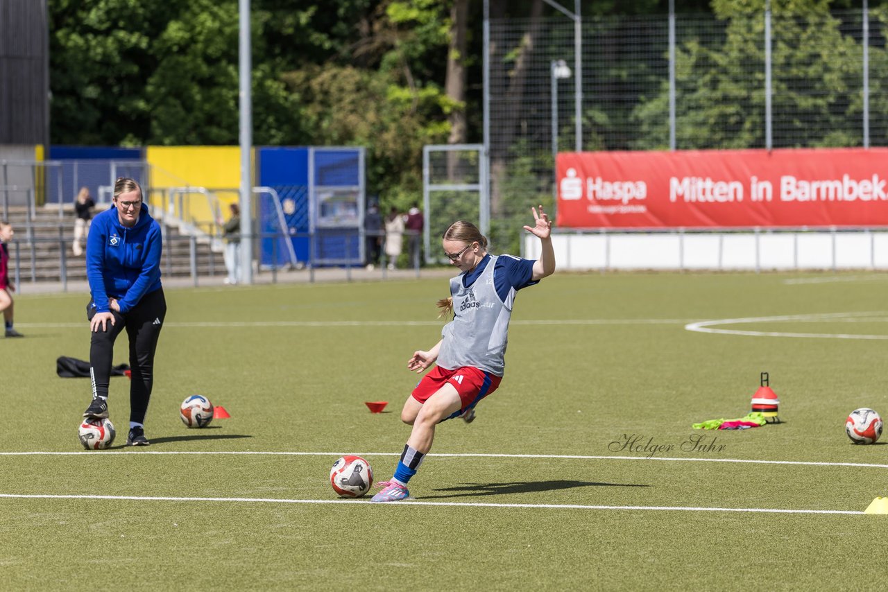 Bild 163 - wBJ Lotto Pokal Finale  Eimsbuetteler TV - Hamburger SV : Ergebnis: 0:3